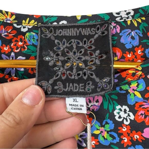Johnny Was Jade NWT Dark Floral Puff Balloon Sleeve RISA POPLIN BLOUSE XL‎ - Picture 6 of 10